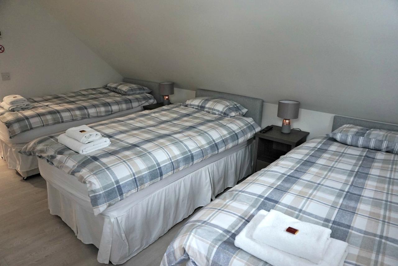 Corran Bunkhouse Hotel Екстериор снимка A room at the hotel